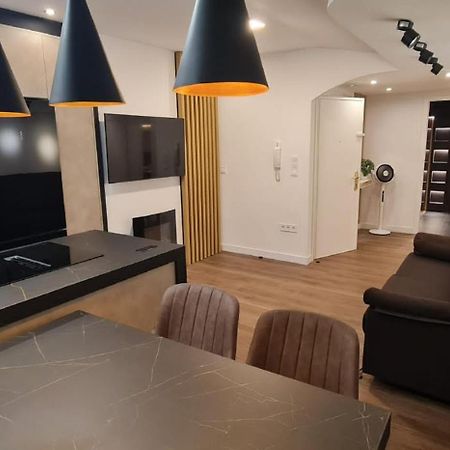 Апартаменты Atico De Diseno En El Centro Овьедо Экстерьер фото