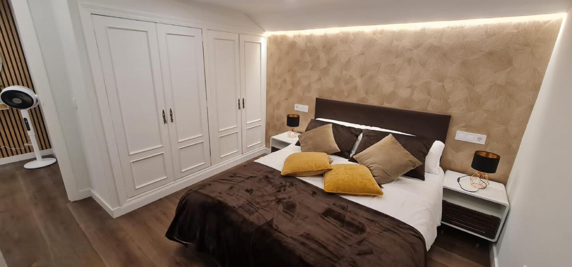 Апартаменты Atico De Diseno En El Centro Овьедо Экстерьер фото